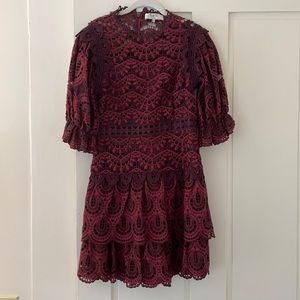 SEA New York dress. Size 6 but tailored to fit more like a 4. Only worn once!